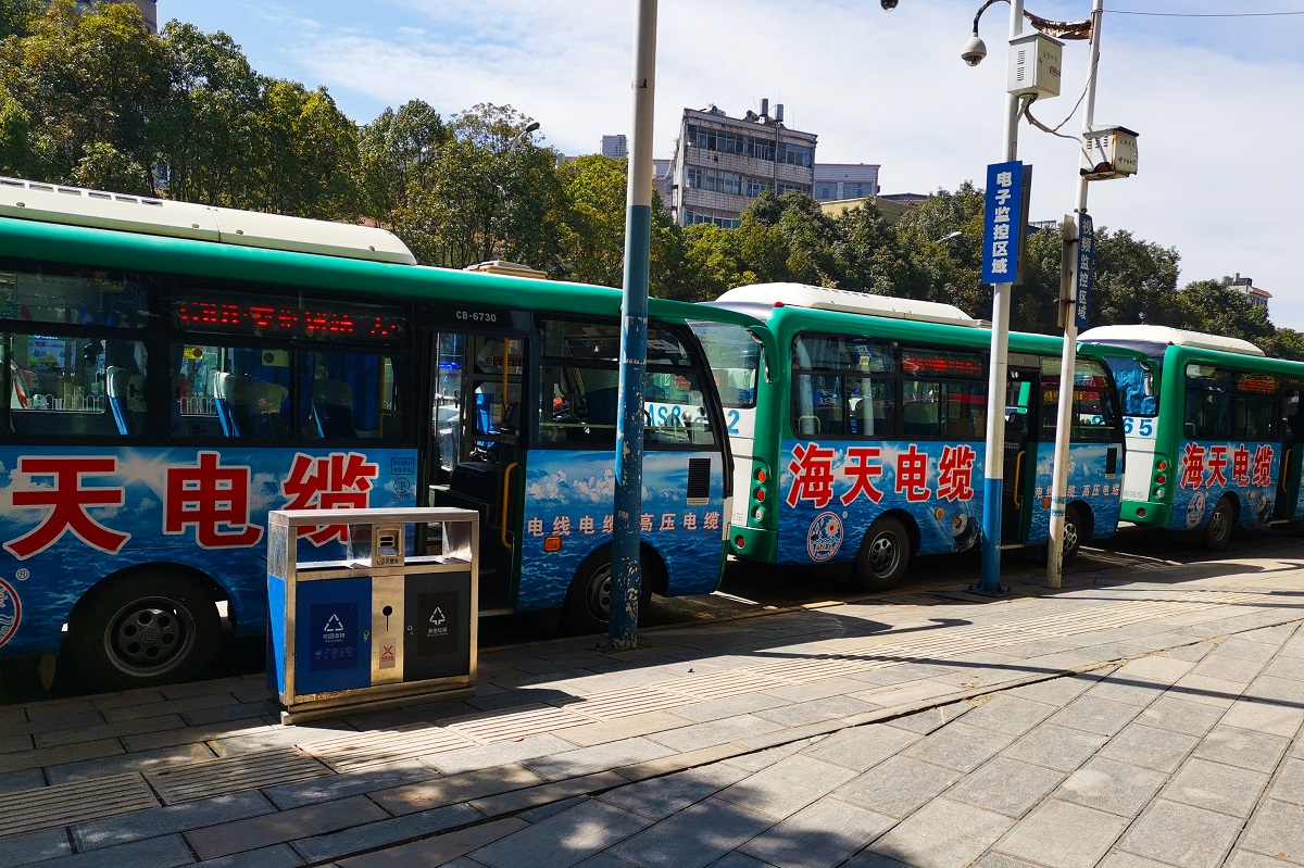 公交车广告7